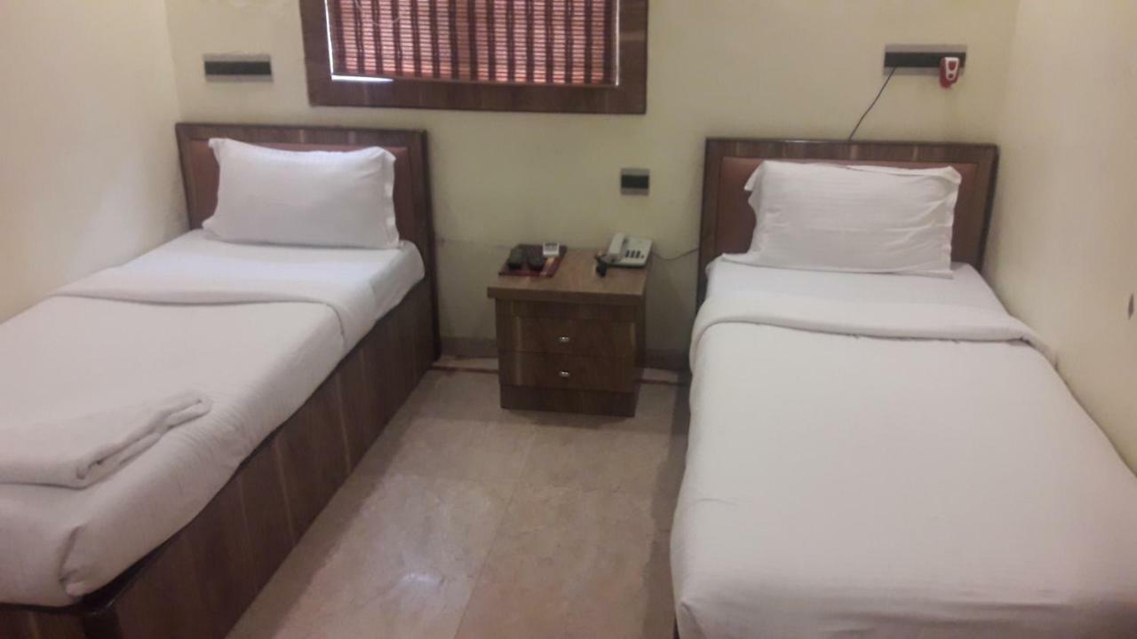 Shine Hospitality Hotel Bombay Exterior foto