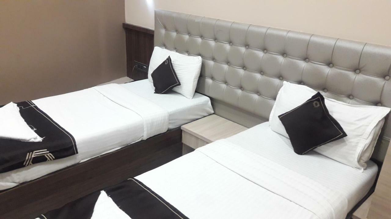 Shine Hospitality Hotel Bombay Exterior foto